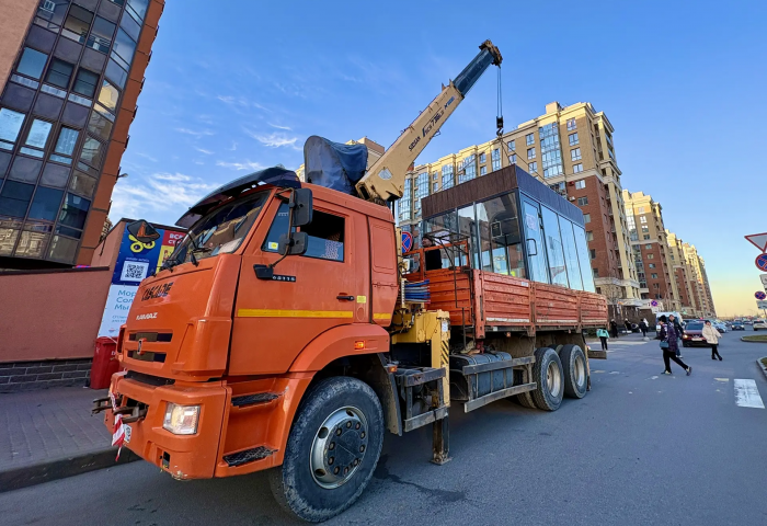 Самовольно установленный ларёк на Ленинградской в Кудрово демонтирован силами администрации Заневского поселения